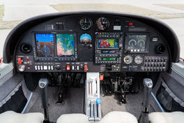 DV20 Cockpit